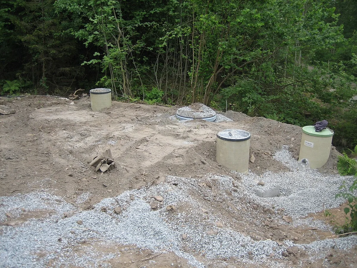 effluent pump