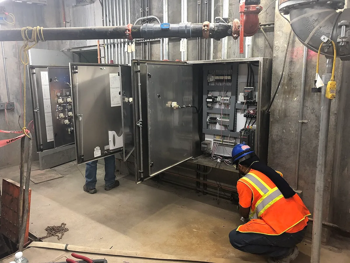 what is a sump pump control panel